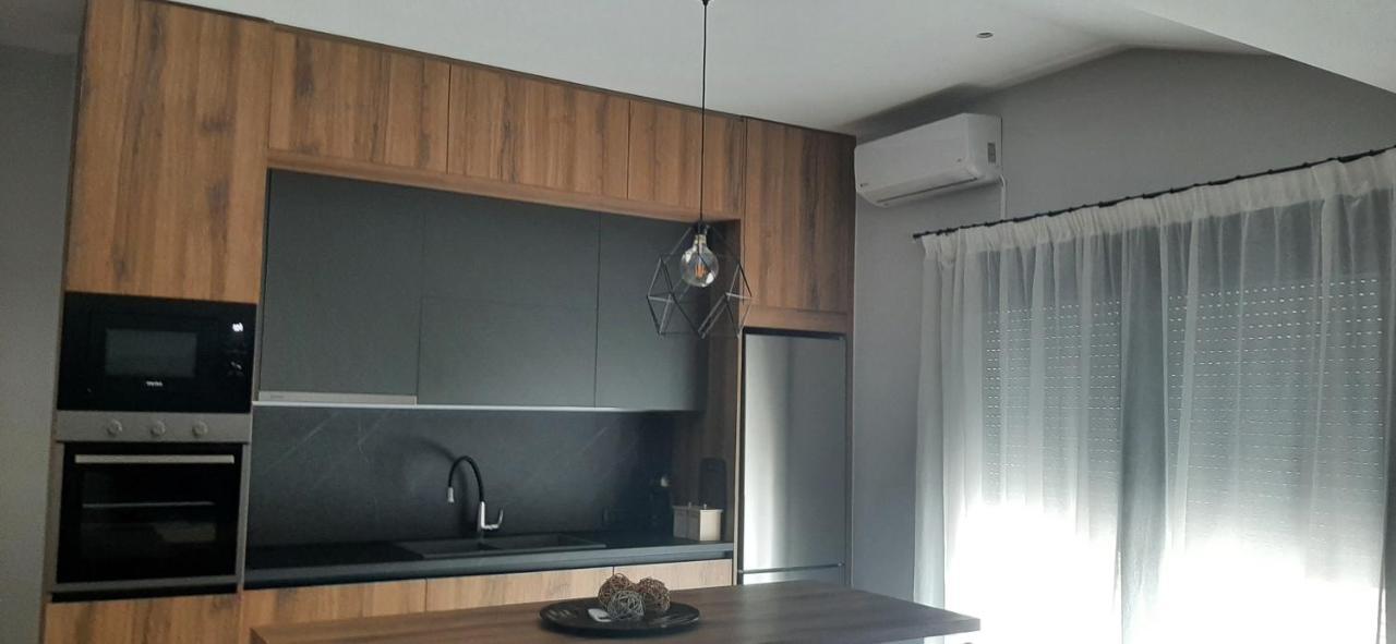 Lovely Guesthouse - 58M2 Mountain View Ioánina Exterior foto
