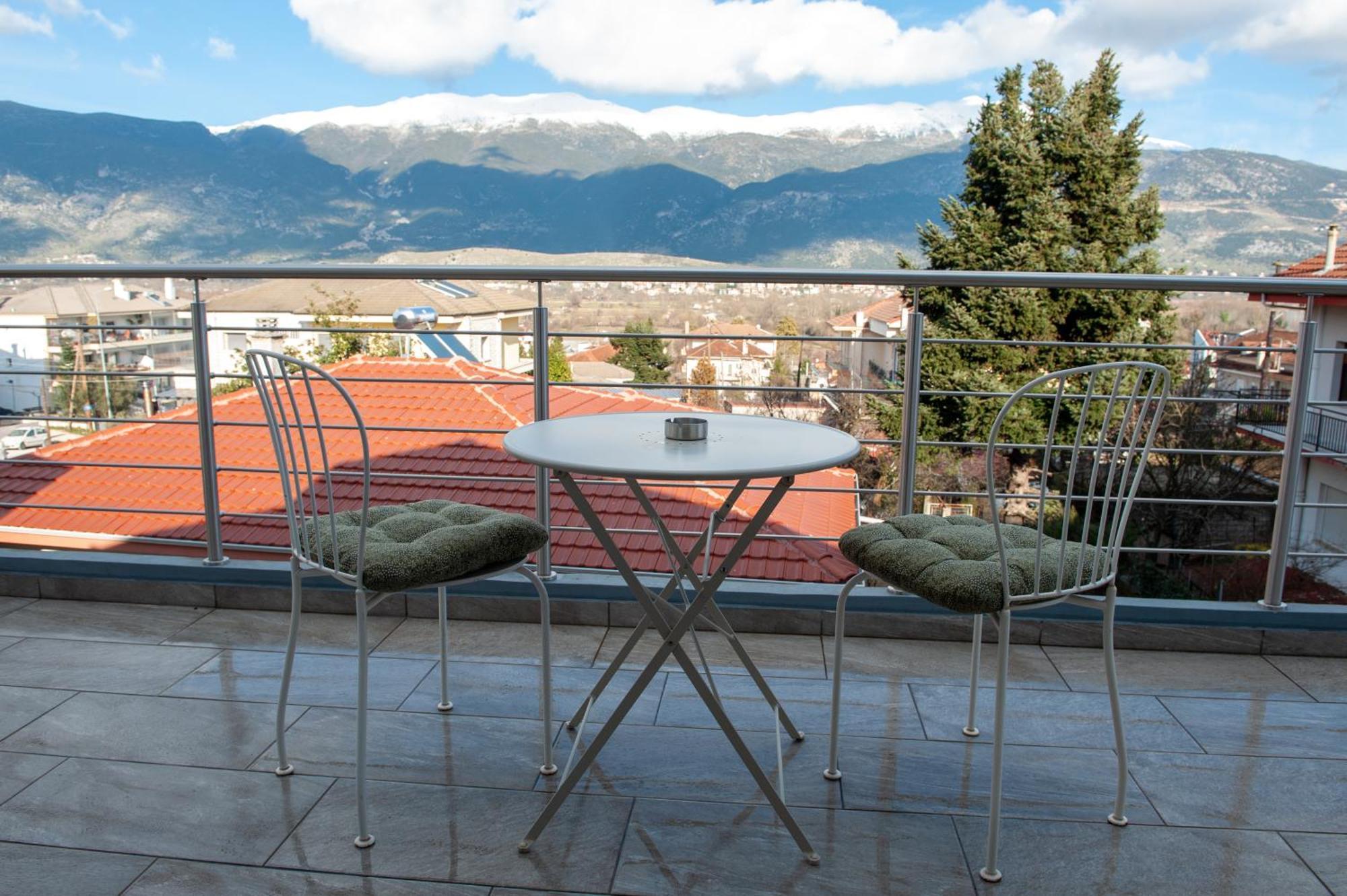 Lovely Guesthouse - 58M2 Mountain View Ioánina Exterior foto
